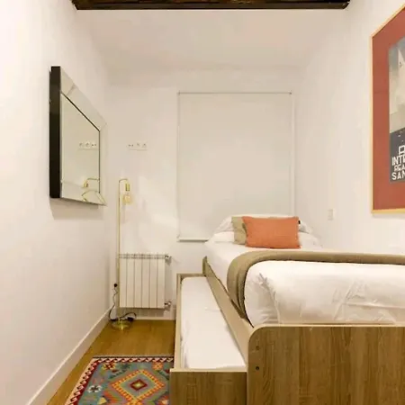 Apartman Piso En El Corazon De With Ac License Ess00262 *
