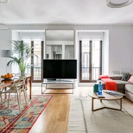 Apartman Piso En El Corazon De With Ac License Ess00262 *